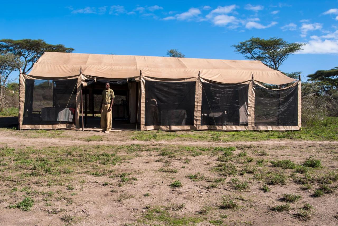 Serengeti Savannah Camps Hotel Soronera Exterior photo